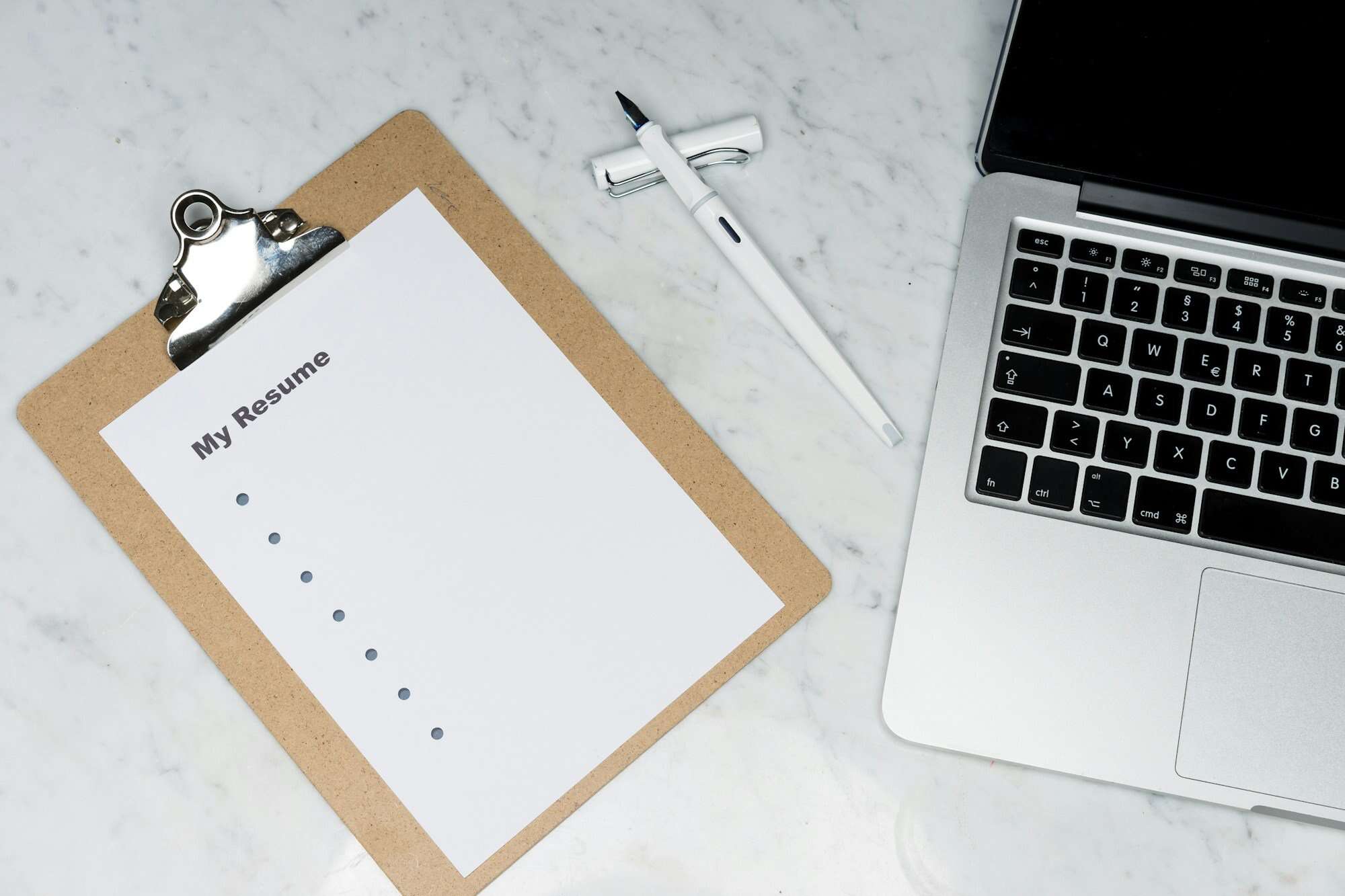 Crafting the Perfect Resume for Nurses Immigrating to the U.S.: Best Practices and Expert Tips cover